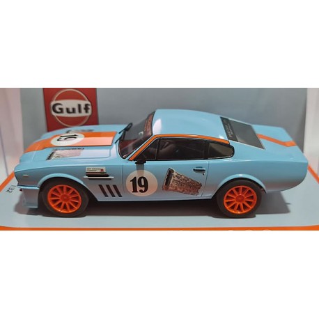 Aston Martin V8 Gulf Edition Rikki Cann Racing
